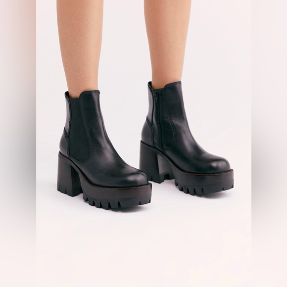 Free People Shoes - Free People x Jeffrey Campbell Preston Platform Ankle Boot Size 9